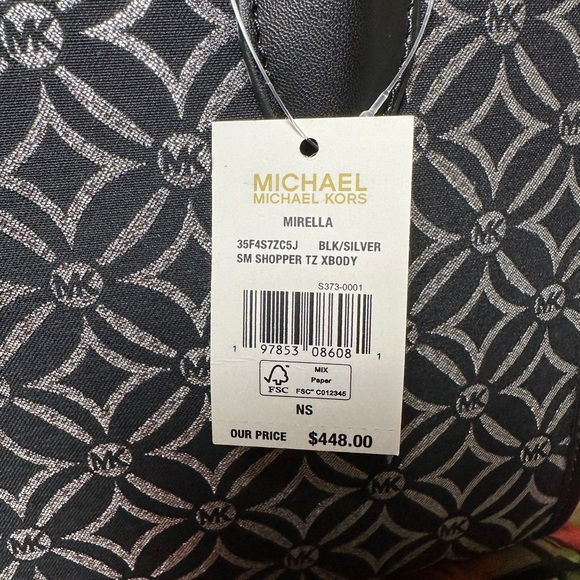 NWT Michael Kors Tote Bag. - Picture 6 of 6